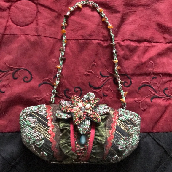 Adorable beaded clutch/purse - Picture 1 of 1